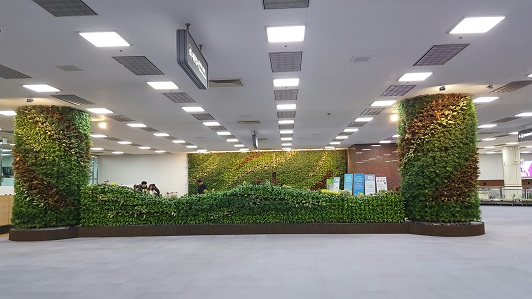 1612532366_green%2Bwall.jpg